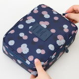 ORANGE LEAF Makeup bag - 02p